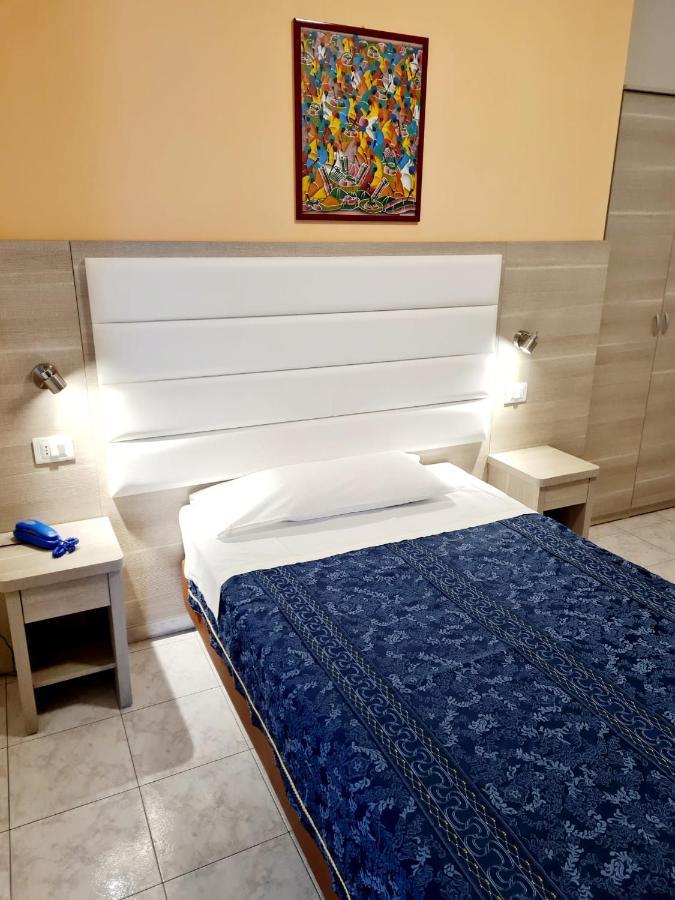 Hotel San Marco Pesaro Esterno foto