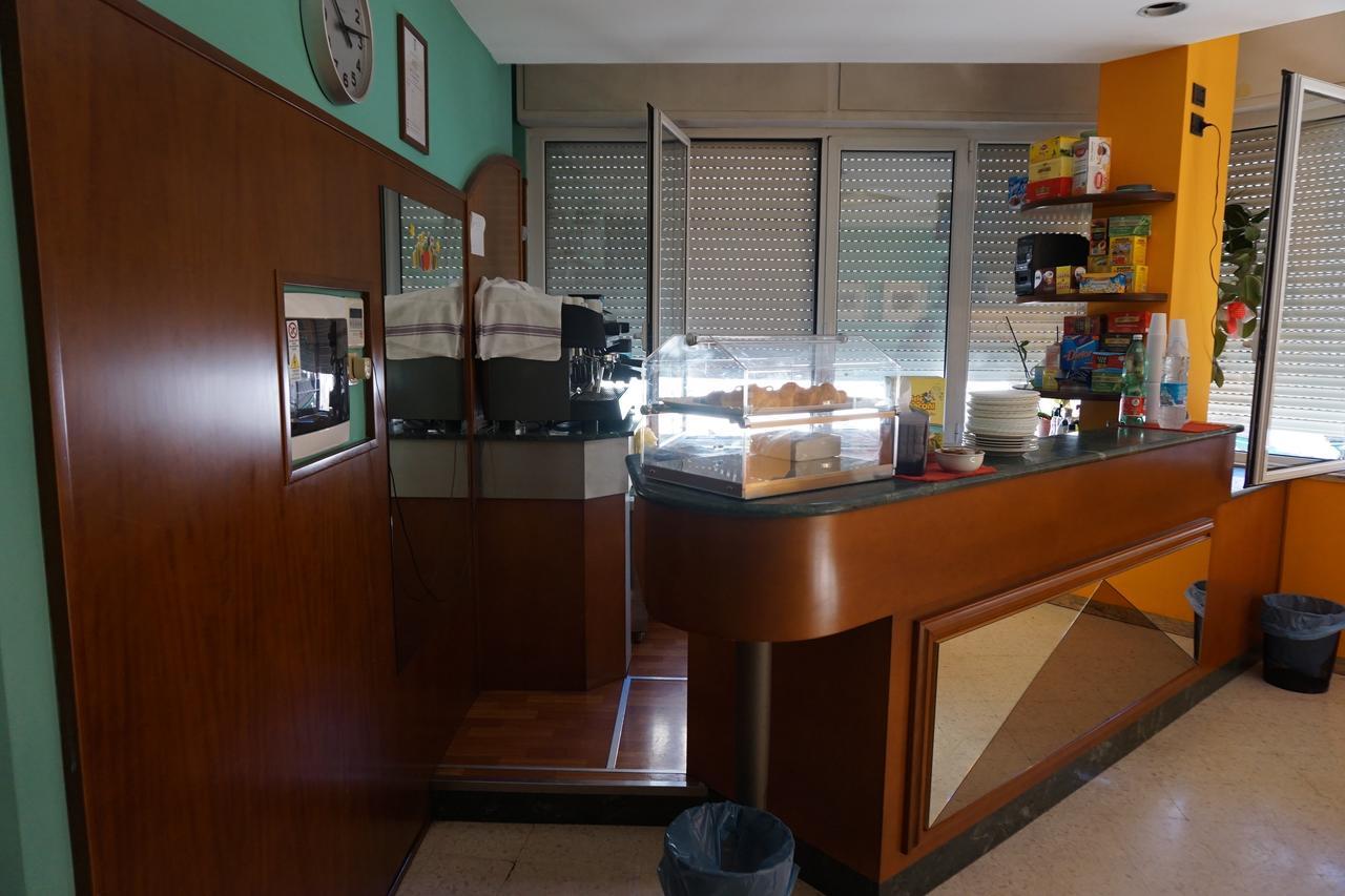 Hotel San Marco Pesaro Esterno foto