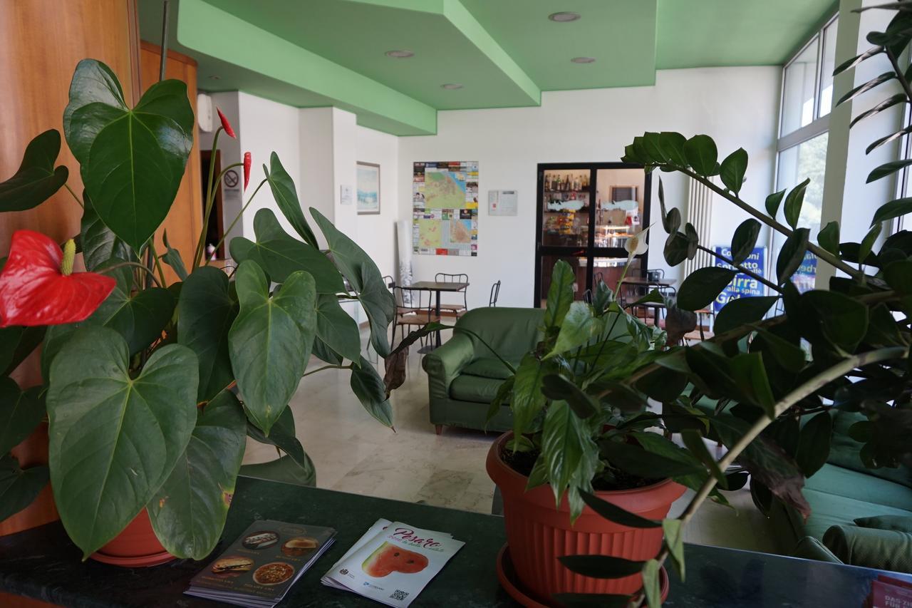 Hotel San Marco Pesaro Esterno foto