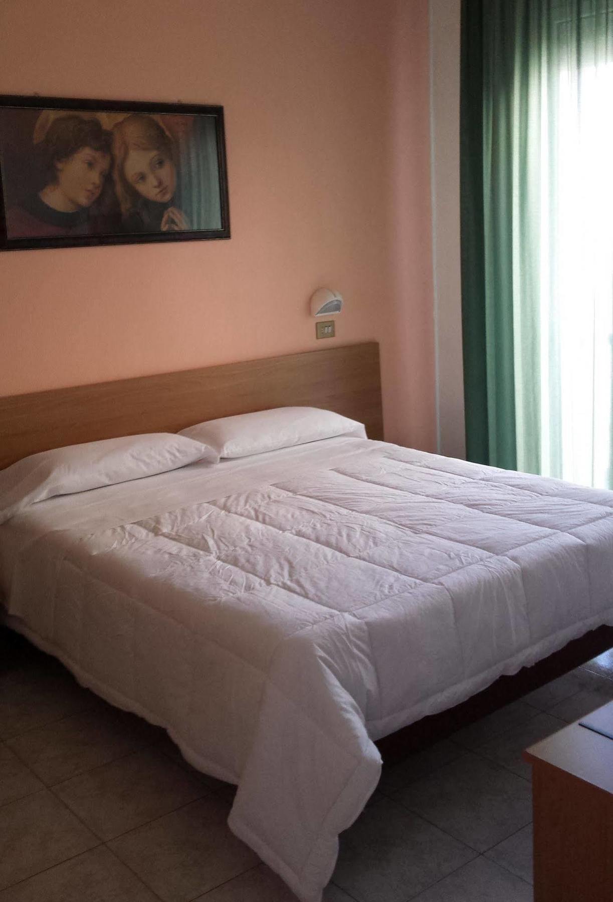 Hotel San Marco Pesaro Esterno foto